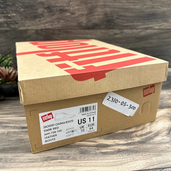 NIB FitFlop Zackery 11 44 Dark Red Chukka Ankle Boots Leather - Picture 10 of 11